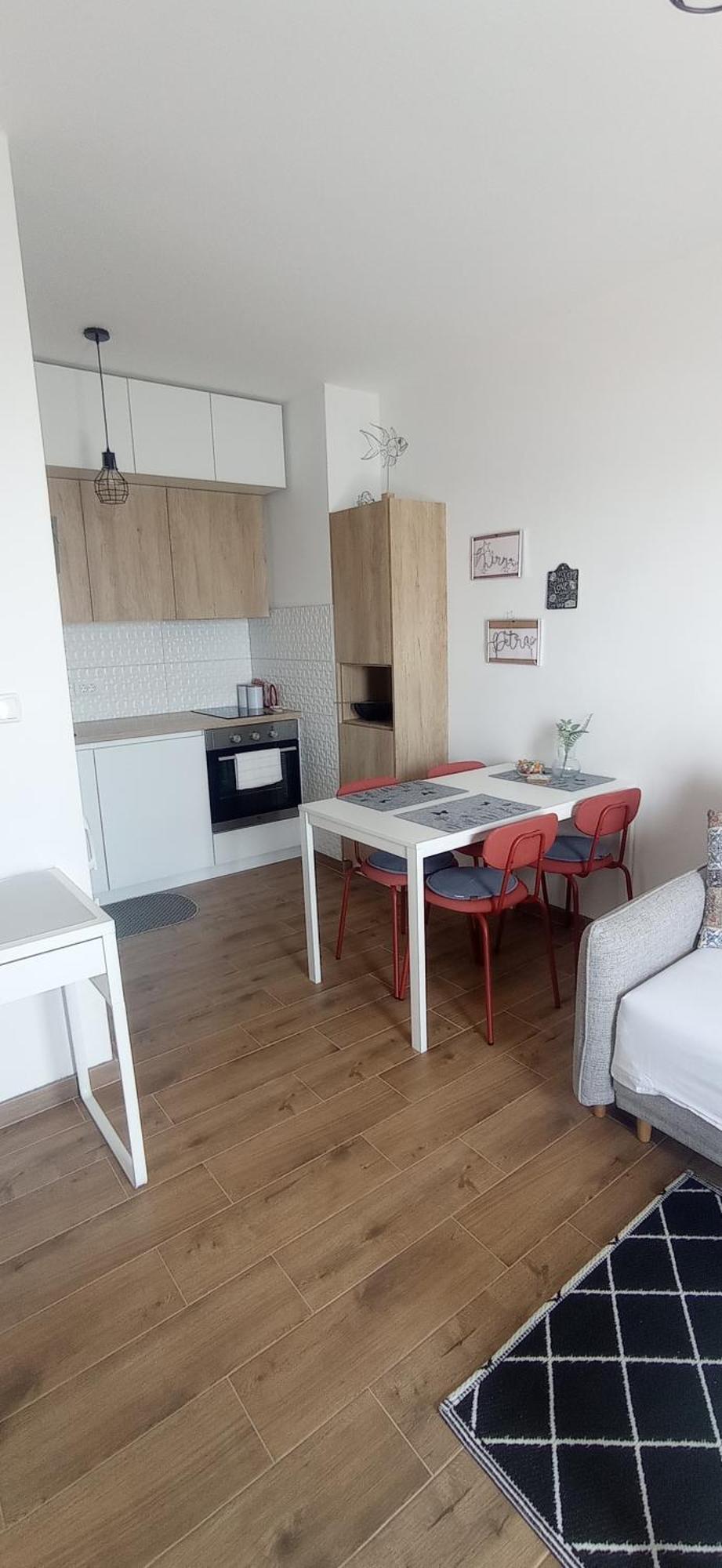 Cozy Apartmant With A Sea View In 오라사크 외부 사진